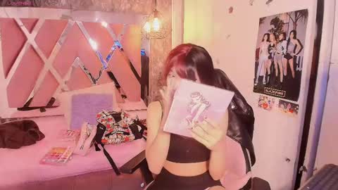 Terra Elowen online show from October 5, 12:32 pm