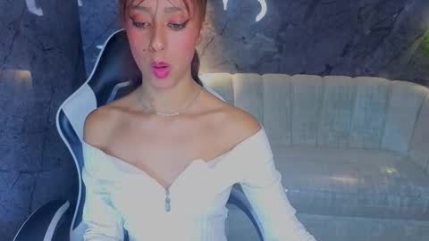 Online 800 to 1400 online show from November 5, 2:33 pm