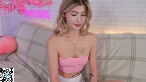 Tesa online show from October 25, 3:25 am