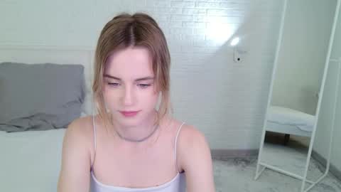 tessa_shy_ online show from May 20, 2:03 pm