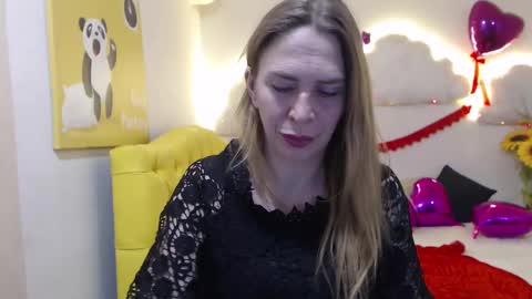 Snapshot of tessadaybreak chatting on March 2, 5:41 pm tessadaybreak online show from March 2, 5:41 pm