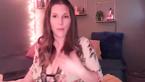 texasprincessk online show from February 3, 4:21 am