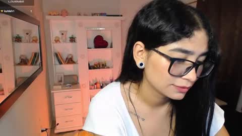 thalia  online show from September 24, 7:24 pm