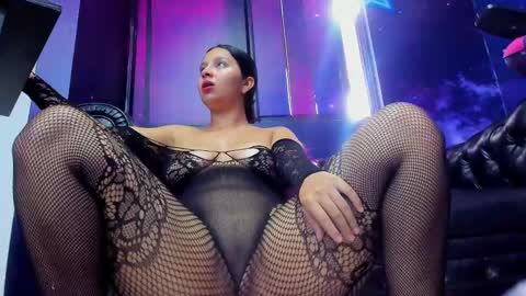 Snapshot of thaliaa_bdsm chatting on September 30, 4:12 pm Thalia online show from September 30, 4:12 pm