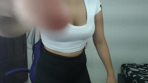 Thaliana0498 online show from December 27, 10:37 pm