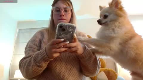 Snapshot of thamarajane1 chatting on January 4, 8:27 pm online show from January 4, 8:27 pm