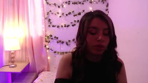 Snapshot of thamarajane1 chatting on September 17, 5:00 pm online show from September 17, 5:00 pm