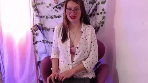 Snapshot of thamarajane1 chatting on October 30, 7:26 pm online show from October 30, 7:26 pm