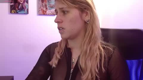 Snapshot of thamarajane1 chatting on February 16, 9:38 pm online show from February 16, 9:38 pm