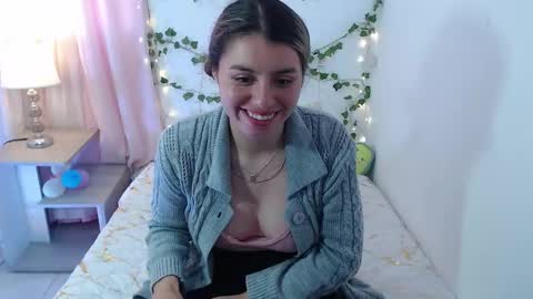 Snapshot of thamarajane1 chatting on September 22, 12:25 pm online show from September 22, 12:25 pm