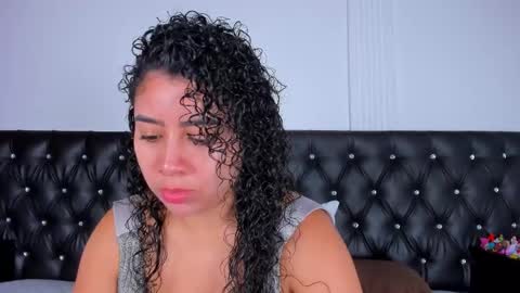 Snapshot of thara_webstter chatting on September 11, 12:05 pm thara webstter online show from September 11, 12:05 pm