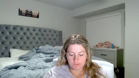 thatprettyblondegirl online show from February 11, 2:35 am