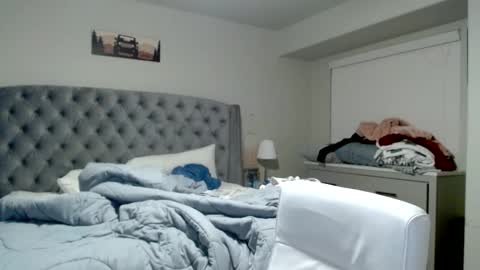 thatprettyblondegirl online show from December 13, 2:54 am