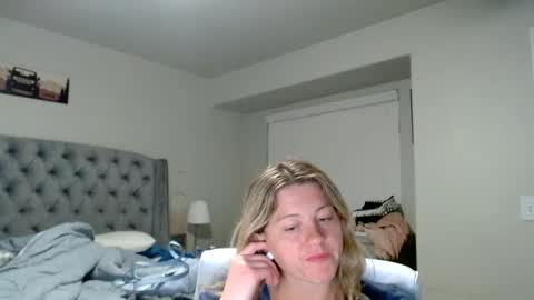 thatprettyblondegirl online show from February 24, 2:06 am