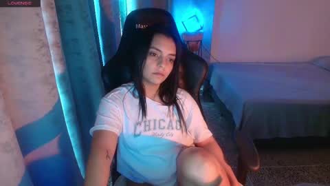 Paola online show from November 10, 9:32 pm