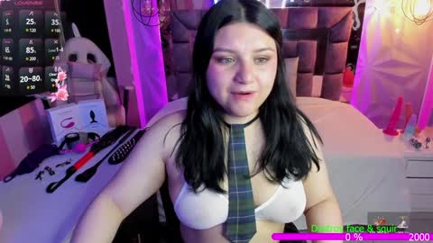 i am Cat  online show from December 7, 6:15 pm