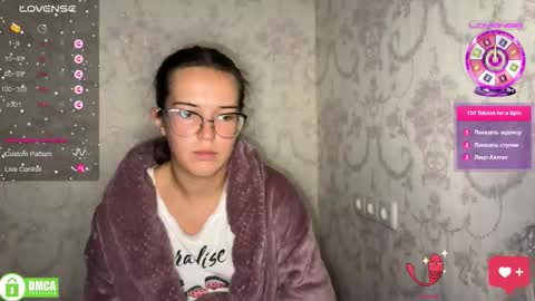 Snapshot of the_princese chatting on September 26, 8:28 pm Alice online show from September 26, 8:28 pm