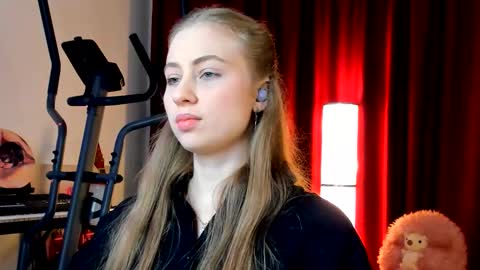 Snapshot of the_steel_magnolia_ chatting on October 1, 1:54 am Ally STREAMING ON TWITCH NOW Check my Twitter for updates online show from October 1, 1:54 am