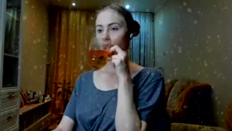 Snapshot of the_steel_magnolia_ chatting on December 14, 2:33 am Ally STREAMING ON TWITCH NOW Check my Twitter for updates online show from December 14, 2:33 am