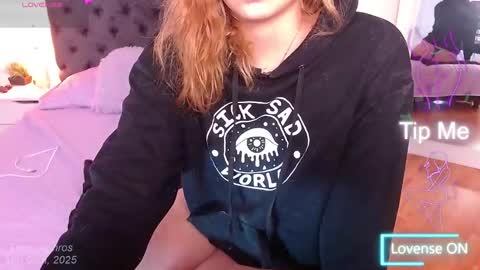 Snapshot of thea_aphros chatting on March 6, 2:09 am Diosa Afrodita online show from March 6, 2:09 am