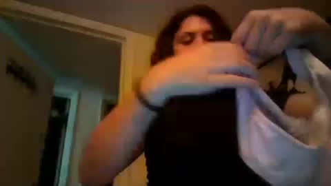 thebabybrii online show from September 14, 5:27 am