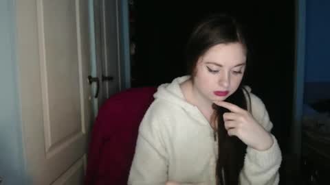 raissa online show from April 2, 4:37 pm