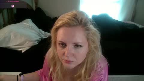 Kassandra Grant online show from June 24, 10:09 pm