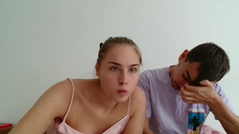 Eliza  Albert online show from September 14, 12:03 pm