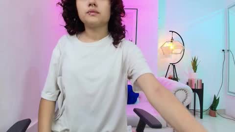 Theia  online show from December 22, 12:38 pm