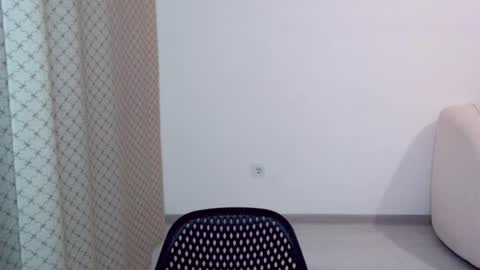 Snapshot of theladysblush chatting on October 13, 6:43 pm Ella online show from October 13, 6:43 pm