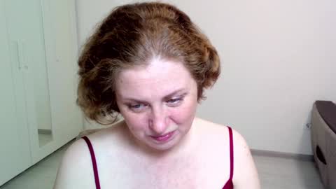 Ella online show from December 11, 5:36 pm