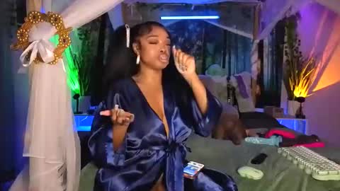 thelovelybrown online show from January 11, 3:44 am