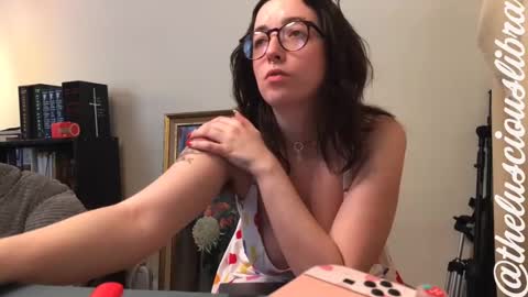Snapshot of thelusciouslibra chatting on February 10, 8:31 pm thelusciouslibra online show from February 10, 8:31 pm