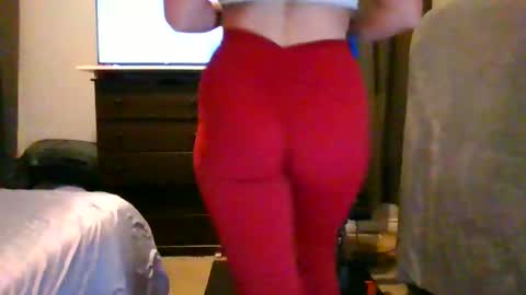 Snapshot of thepeachprincess chatting on December 30, 3:23 pm the peach princess online show from December 30, 3:23 pm