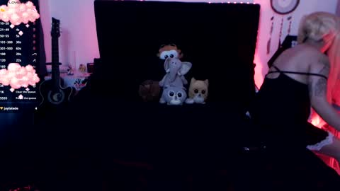 Sara online show from December 10, 5:44 pm