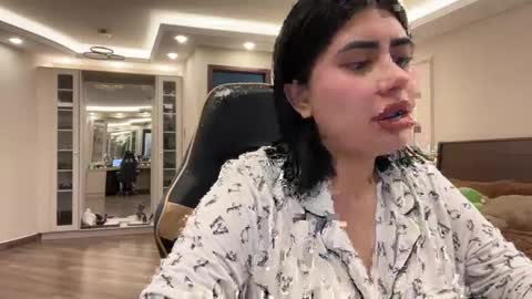 therealcamilabaddie online show from September 20, 4:16 pm