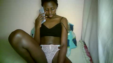 Snapshot of therry_heart chatting on September 26, 3:04 am hearty online show from September 26, 3:04 am