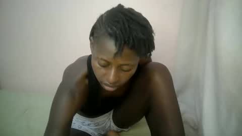 Snapshot of therry_heart chatting on September 12, 8:45 am hearty online show from September 12, 8:45 am