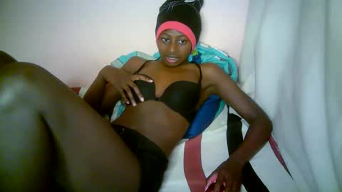 Snapshot of therry_heart chatting on September 15, 11:40 am hearty online show from September 15, 11:40 am