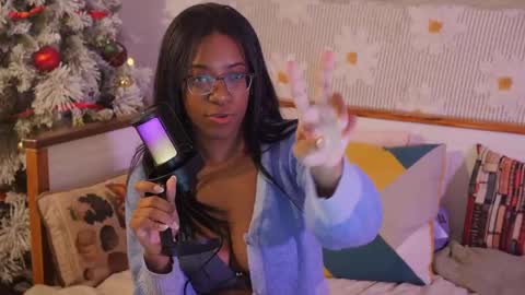 Jessie Dames online show from December 9, 3:22 pm