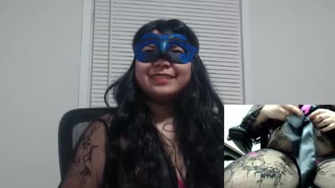 Snapshot of theteasex chatting on September 12, 12:44 am TheTease Room online show from September 12, 12:44 am