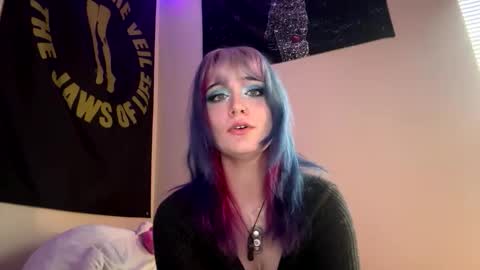 thewildwildwest online show from April 7, 4:42 pm