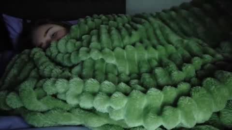 Jess online show from October 13, 6:05 am