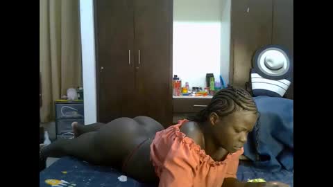 thickassvillageebony online show from September 21, 10:19 pm