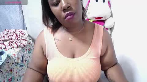 XIOMARA  online show from October 19, 7:21 am