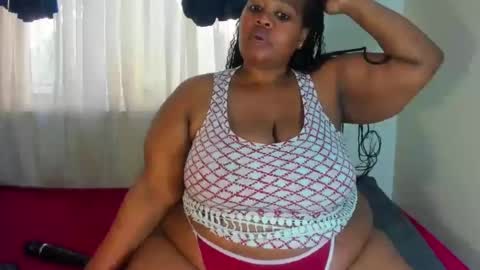 thickleeyanaxxx online show from June 27, 9:32 am