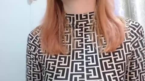 sara online show from March 17, 2:26 am