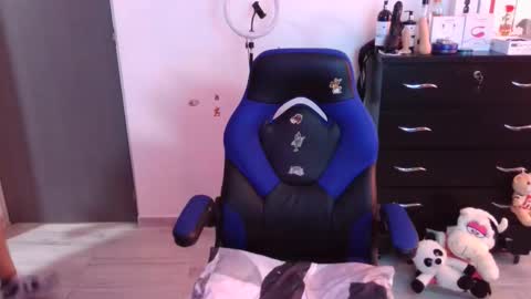 VALERIA online show from November 2, 7:50 pm