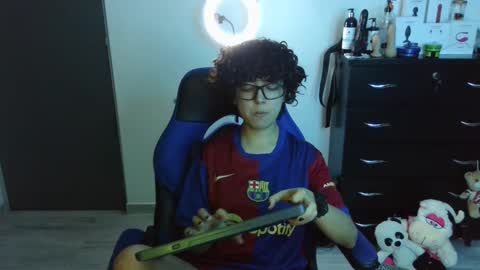 Snapshot of thomascooper_cams chatting on September 26, 2:09 am VALERIA online show from September 26, 2:09 am