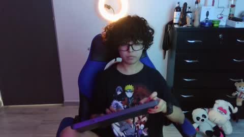 Snapshot of thomascooper_cams chatting on October 7, 6:12 pm VALERIA online show from October 7, 6:12 pm